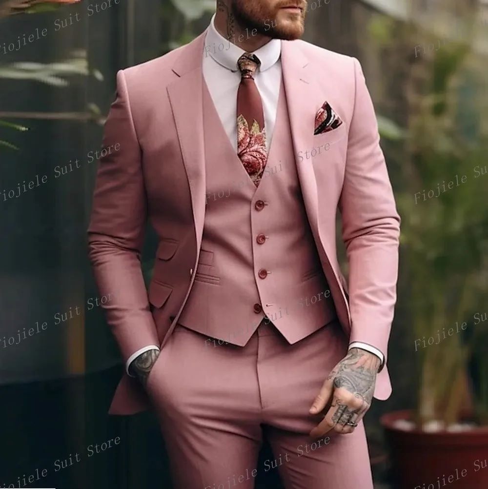Costume trois pièces coupe slim grande taille
