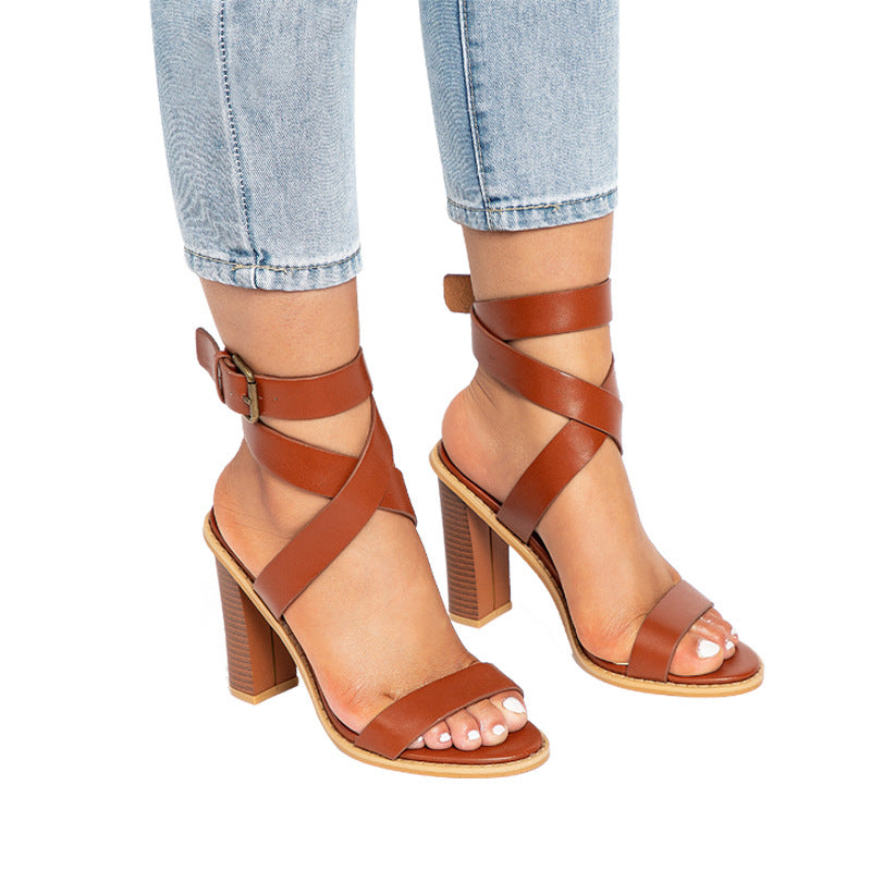 Plus-size sandals for women with chunky heels - ARCHSHOPE