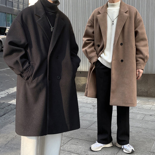 Manteau long, ample et épais