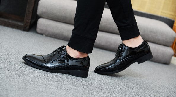 Muster herbst männer spitzen business kleid schuhe leder herren schuhe einzelnen schuhe schuhe männer