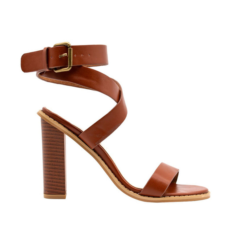 Plus-size sandals for women with chunky heels - ARCHSHOPE