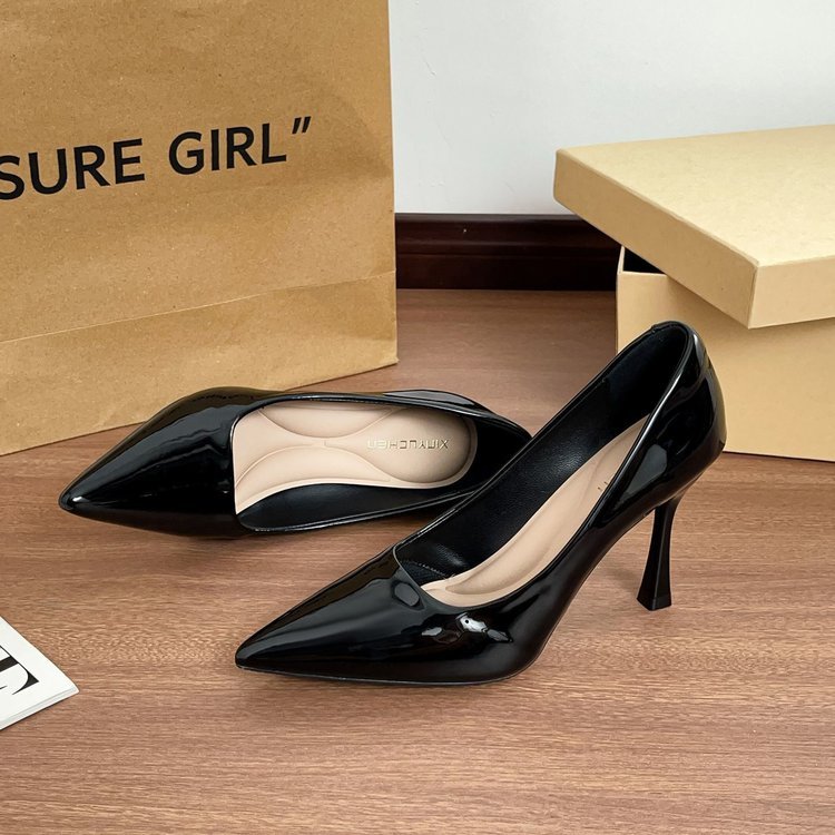 Women's Pointed Toe Single Shoes, New Summer Style With One Strap, Patent Leather, Comfortable All-Day Wear, Sexy & Elegant Mature Style
