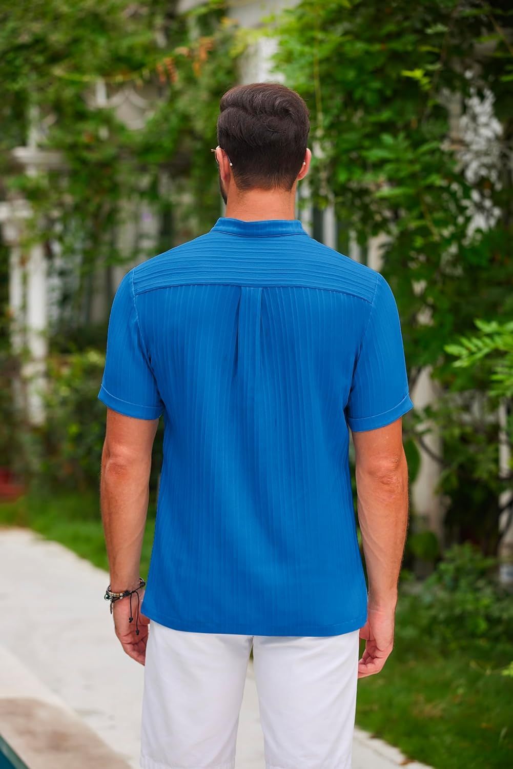 T-shirt d'été à manches courtes et col montant, à rayures de couleur unie, style polo décontracté, vêtement de plage pour homme