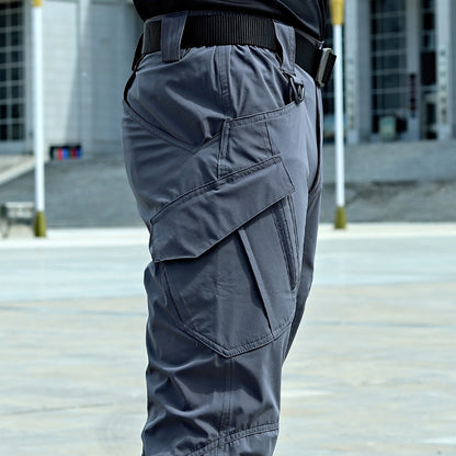 Lockere, schnelltrocknende Stretch-Cargohose mit Camouflage-Muster für Herren