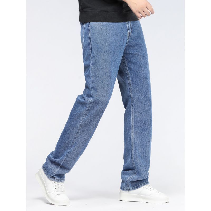 Schlichte, lässige, extra lange Herrenjeans