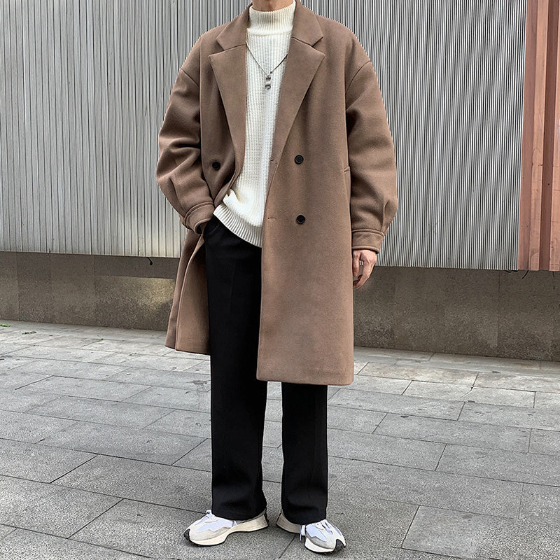 Manteau long, ample et épais