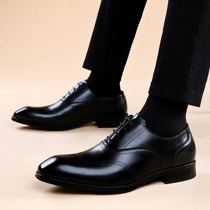 Formelle Lederschuhe Britische Männer Brogue Spitzschuh Spitze