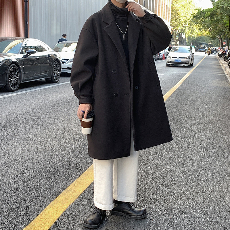 Manteau long, ample et épais