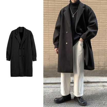 Manteau long, ample et épais