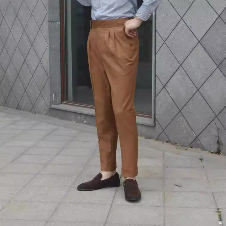 Pantalon de costume slim à brides et boucle Paris